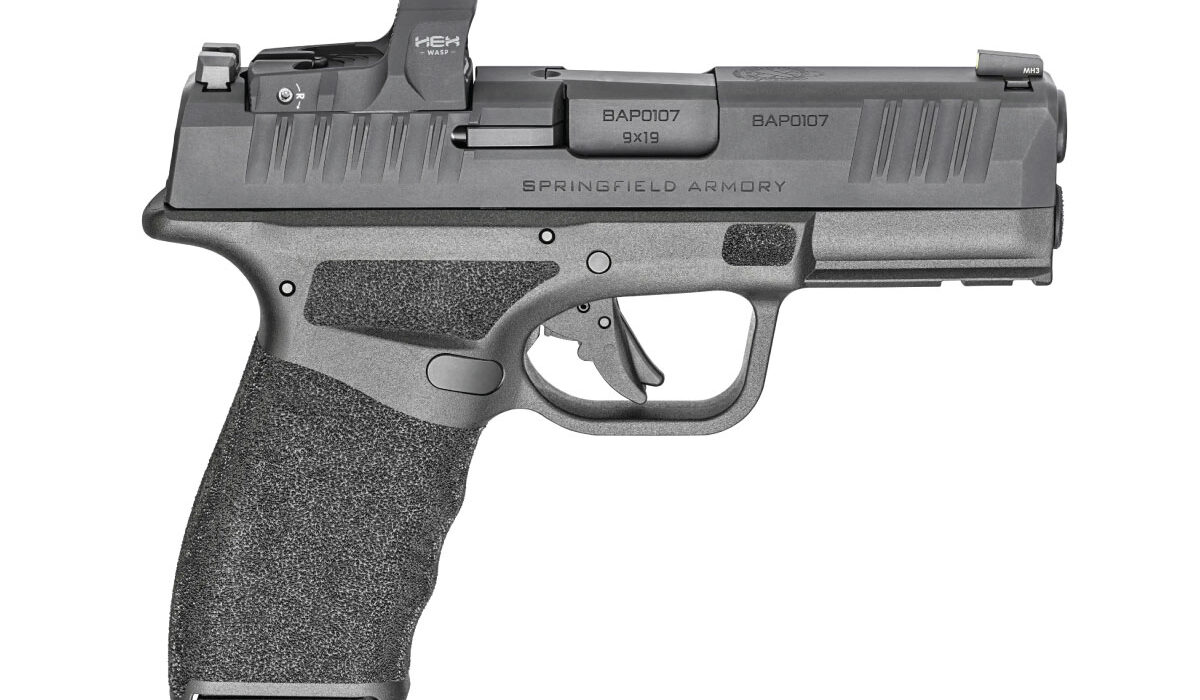 Combining the performance of a larger handgun with class-leading concealability and capacity, the new Hellcat Pro® by Springfield Armory is a compact pistol that delivers the perfect balance.